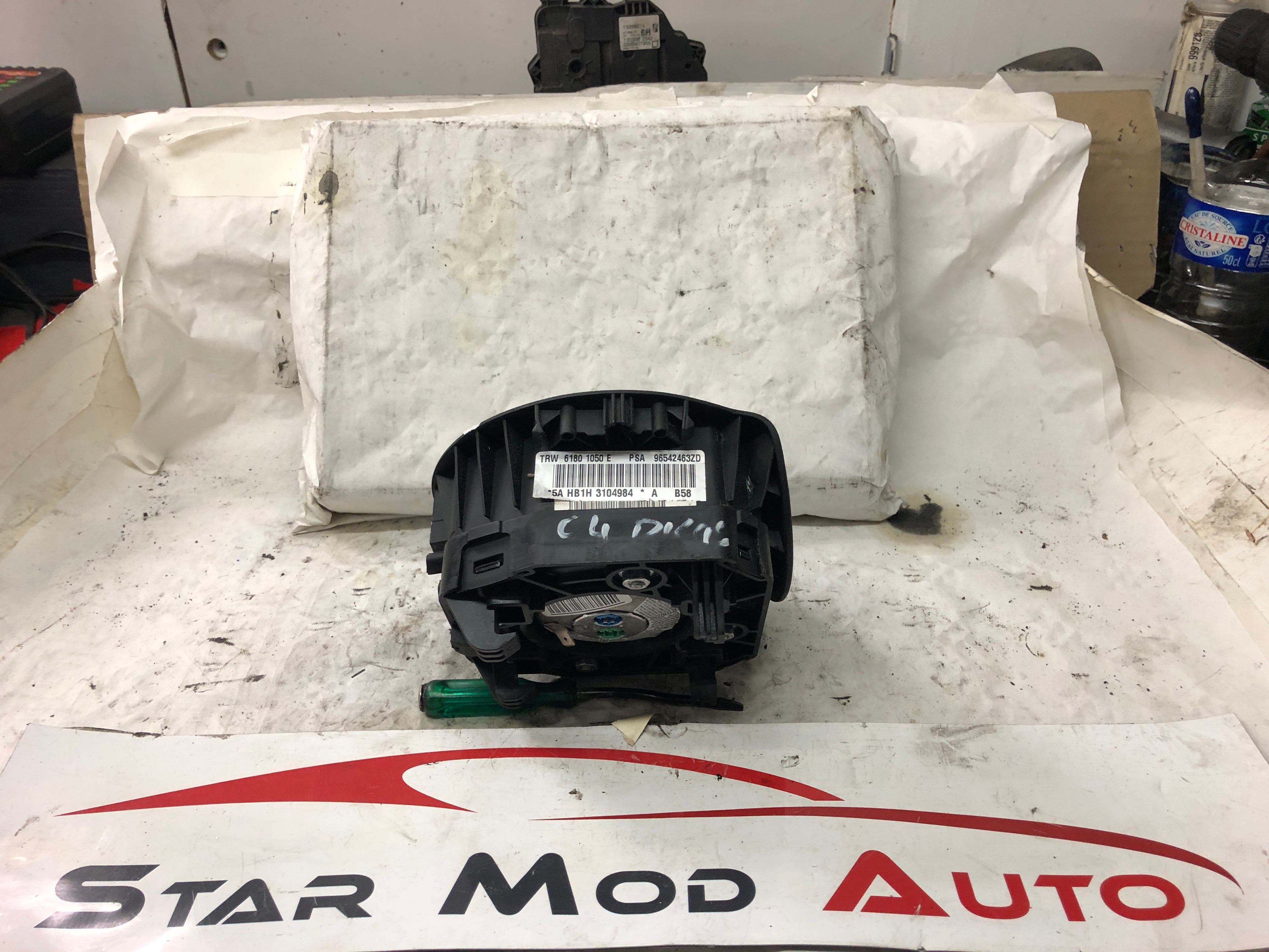 airbag conducteur Citroën c4 Picasso année 2007 réf 96542463ZD
