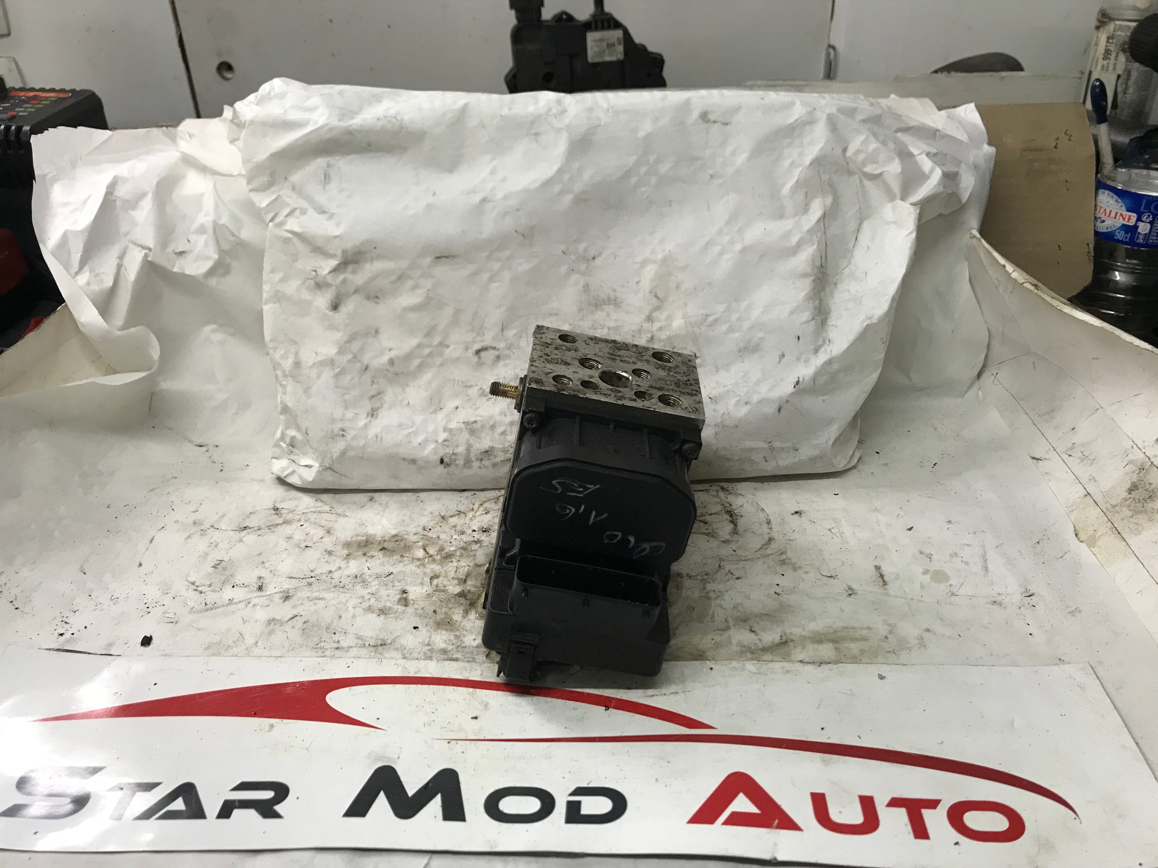 bloc abs Renault Clio 2 phase 1  1.6 essence année 2000