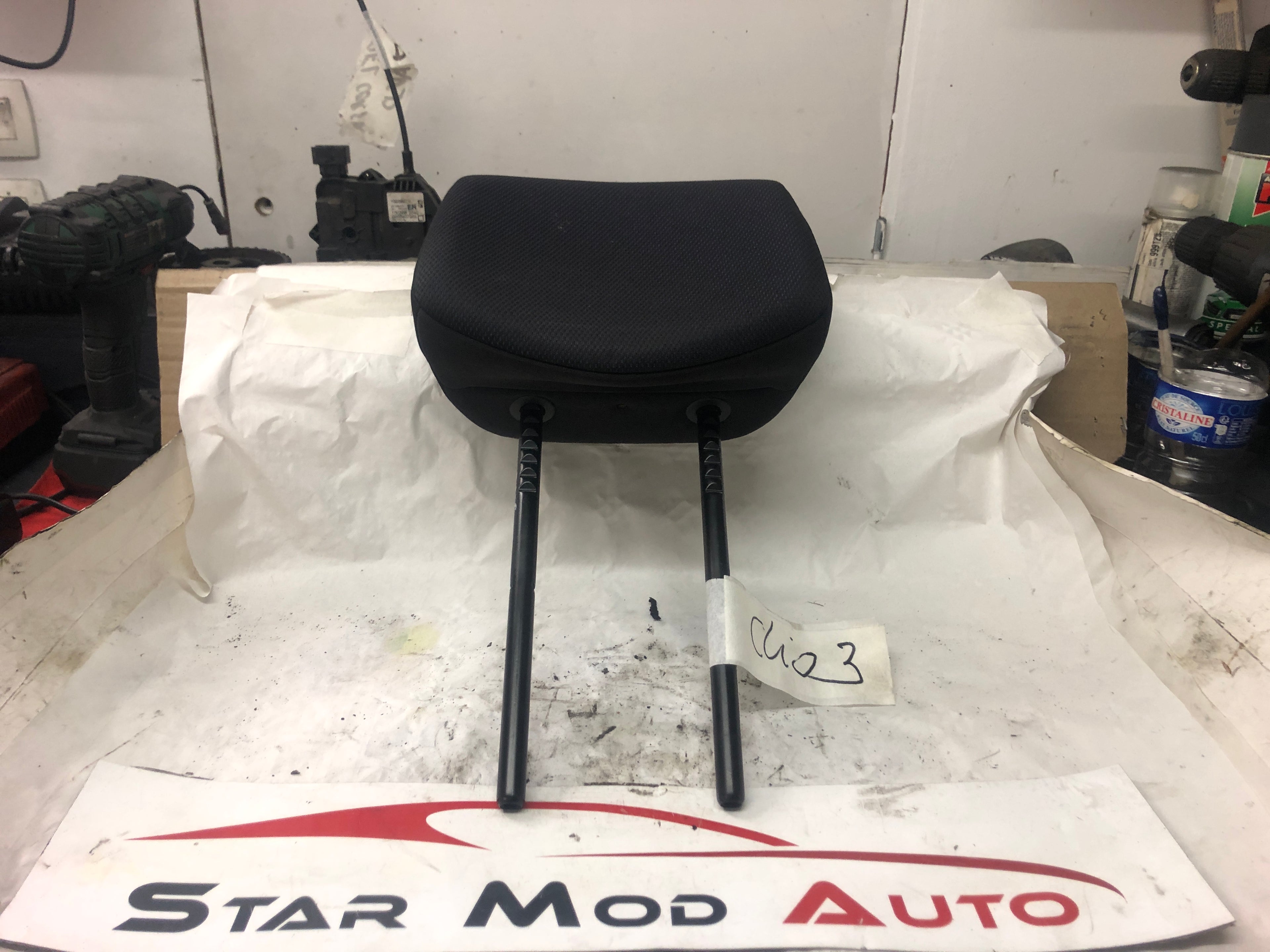 appui tête avant gauche  Renault Clio 3 année 2008