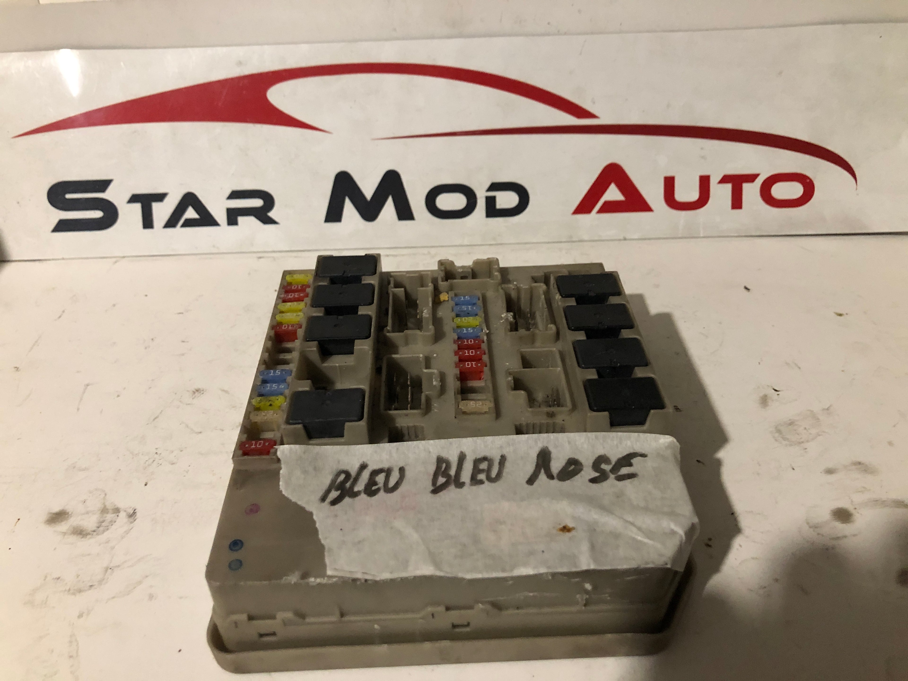 boitier fusible uch Renault 1.5 dci