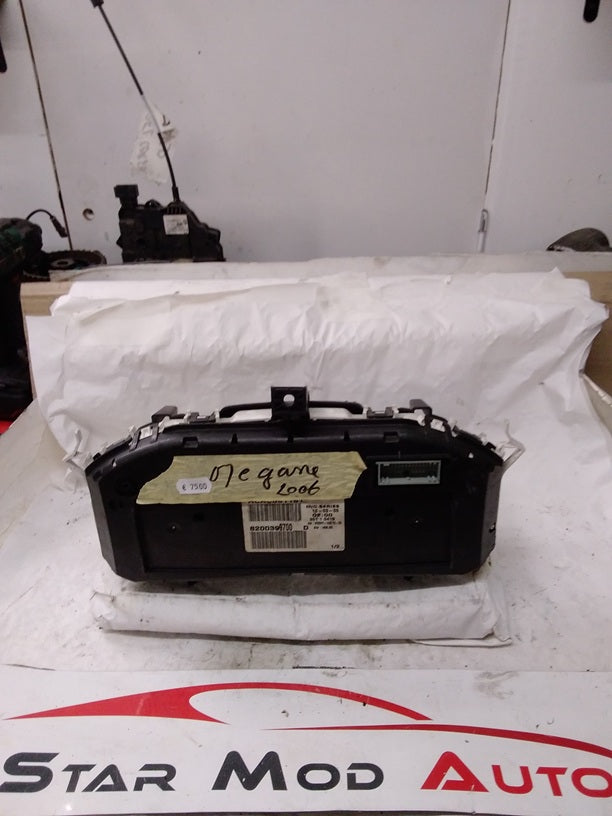 compteur kilométriques Renault Megane 2 année 2006 réf 8200045745