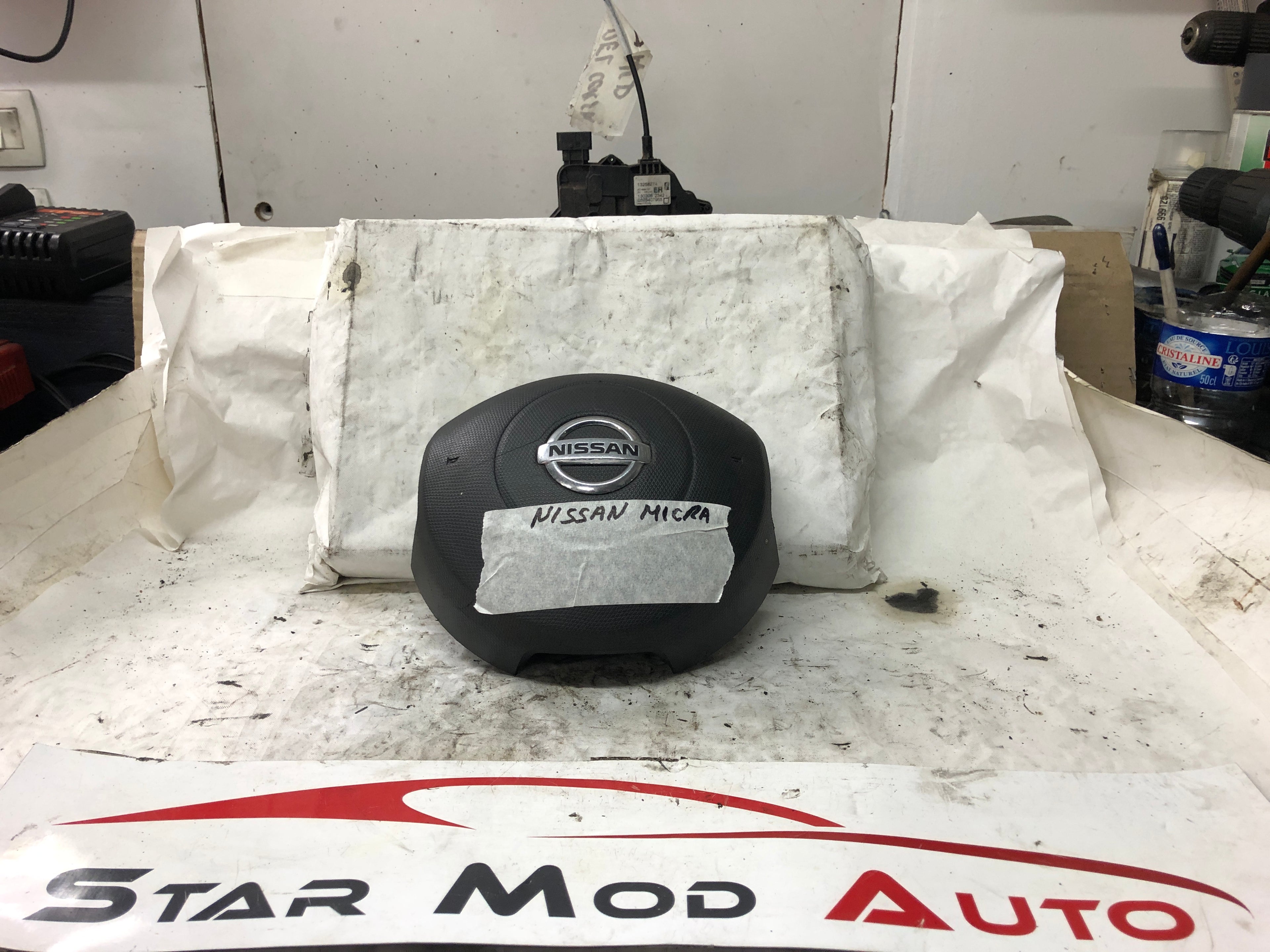 airbag conducteur Nissan Micra mk12 année 2005 ref SGD04038081798