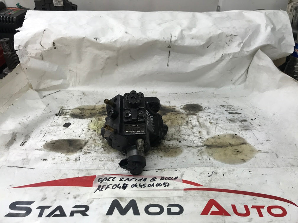 pompe injection Opel zafira b 1.9 cdti année 2007 Bosch réf 0440445010097