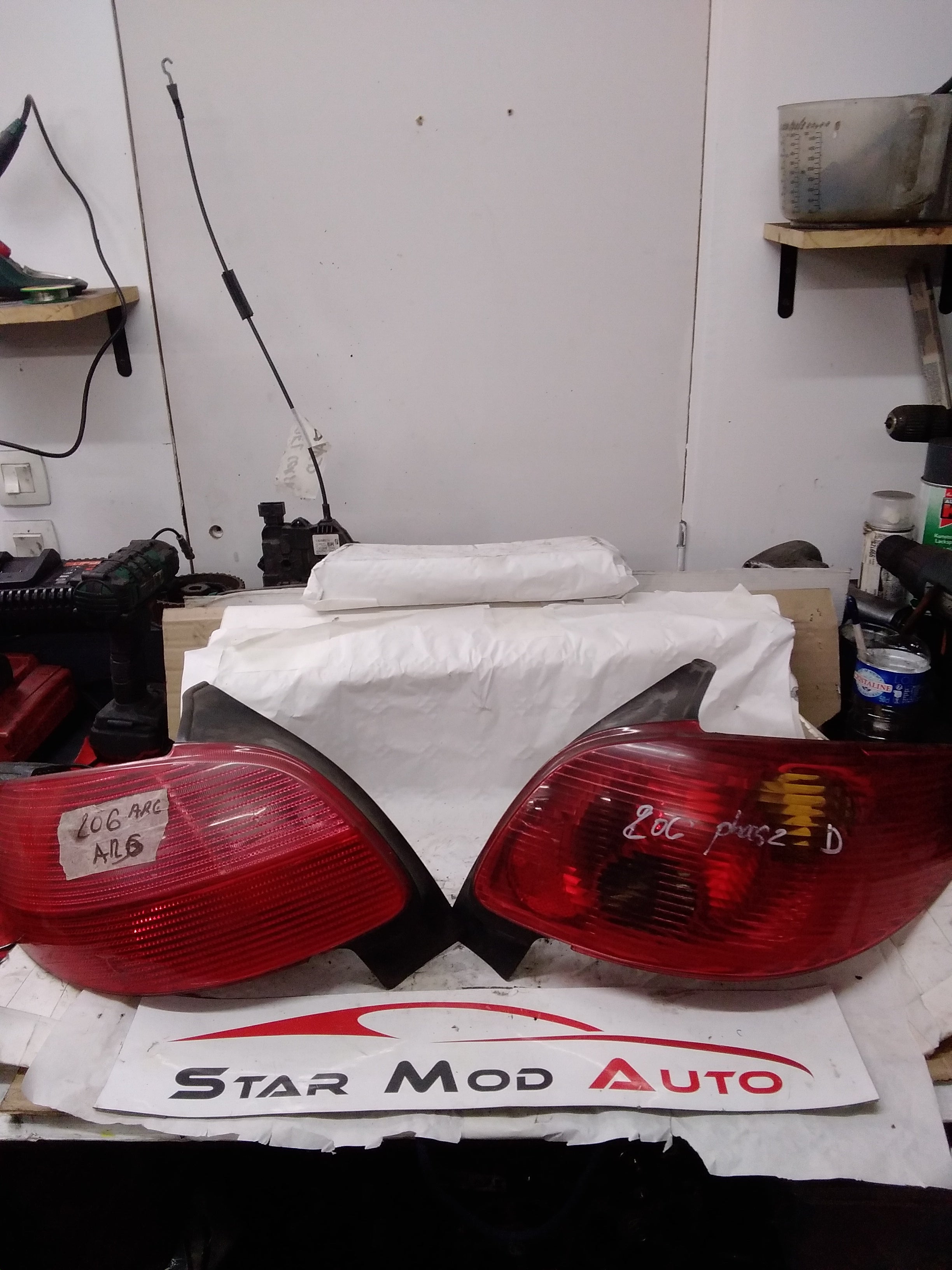 feux arrière gauche et droit Peugeot 206 phase 1 année 2003
