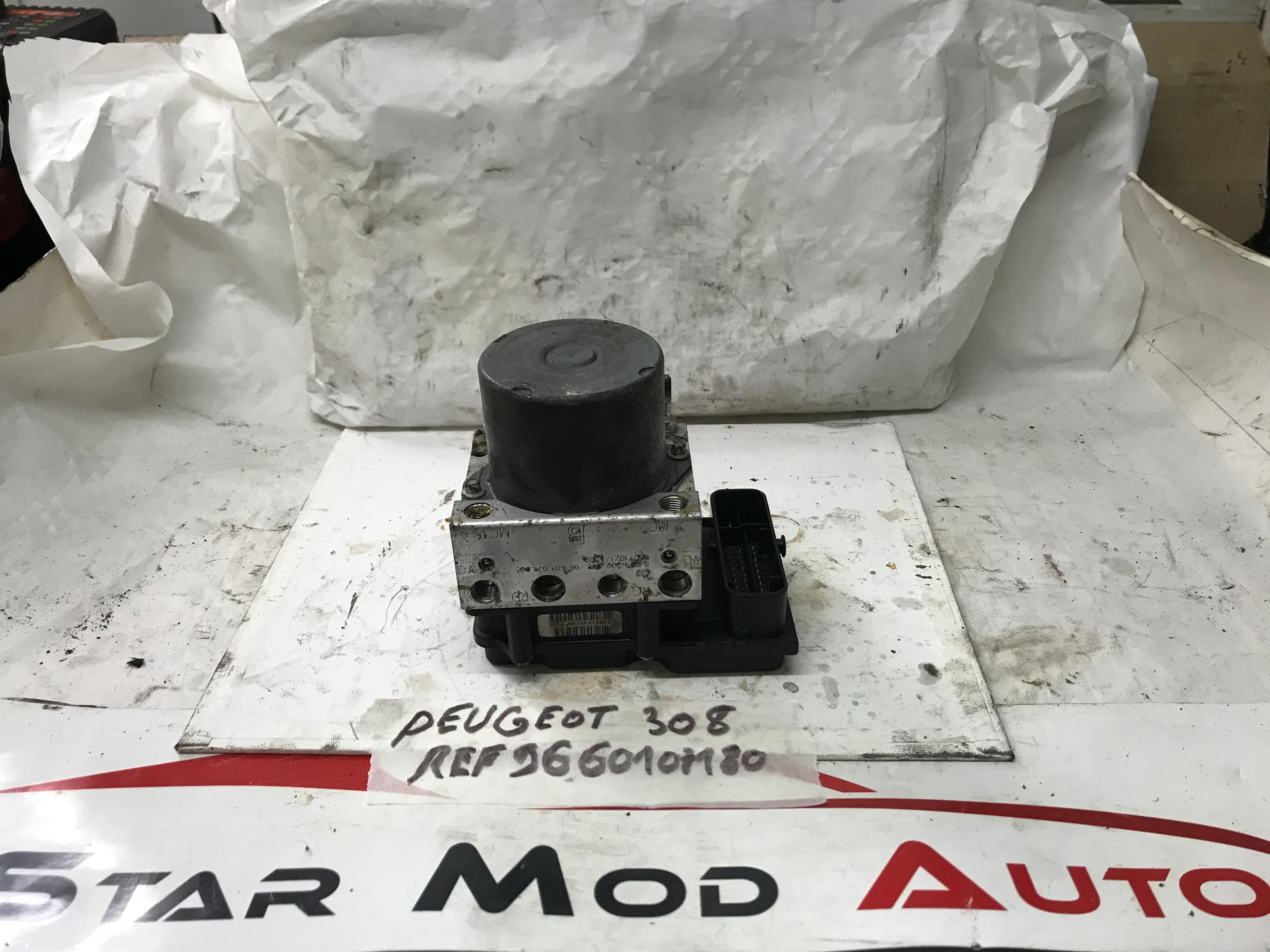 bloc abs de frein Peugeot 308 année 2008 réf 9660107180