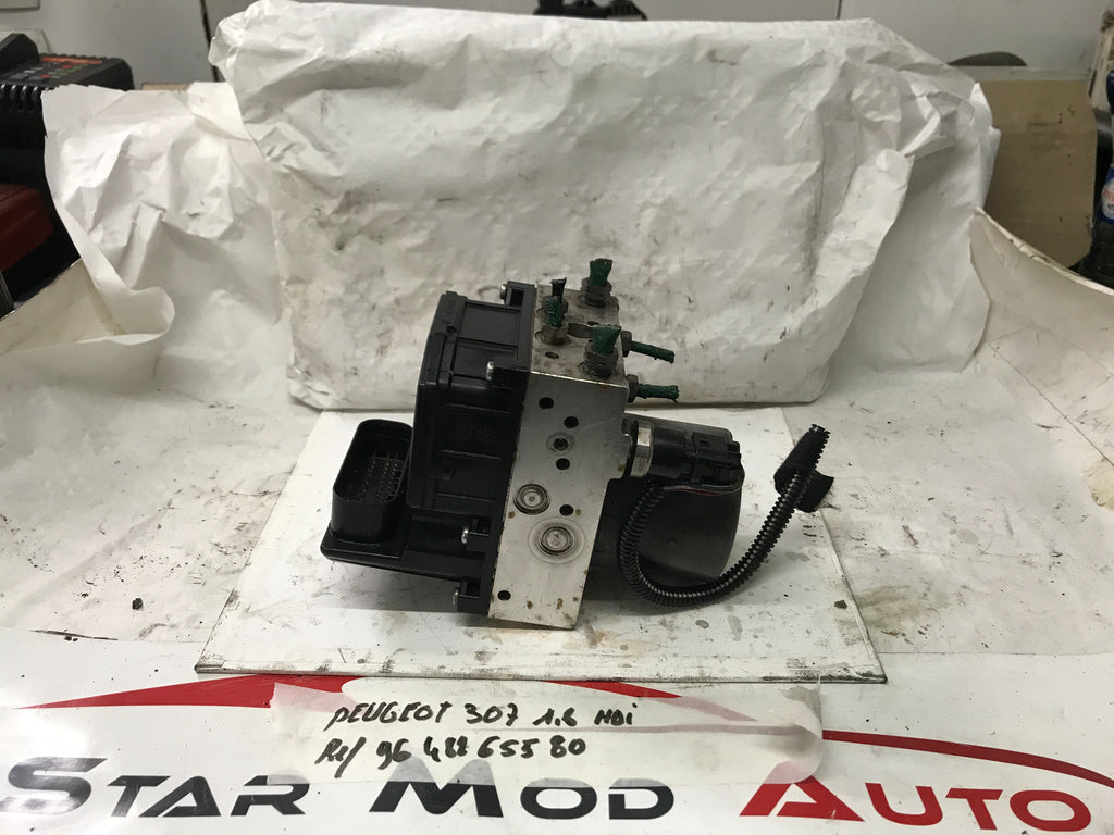 bloc abs de frein Peugeot Citroën 1.6 hdi  réf 9648265580