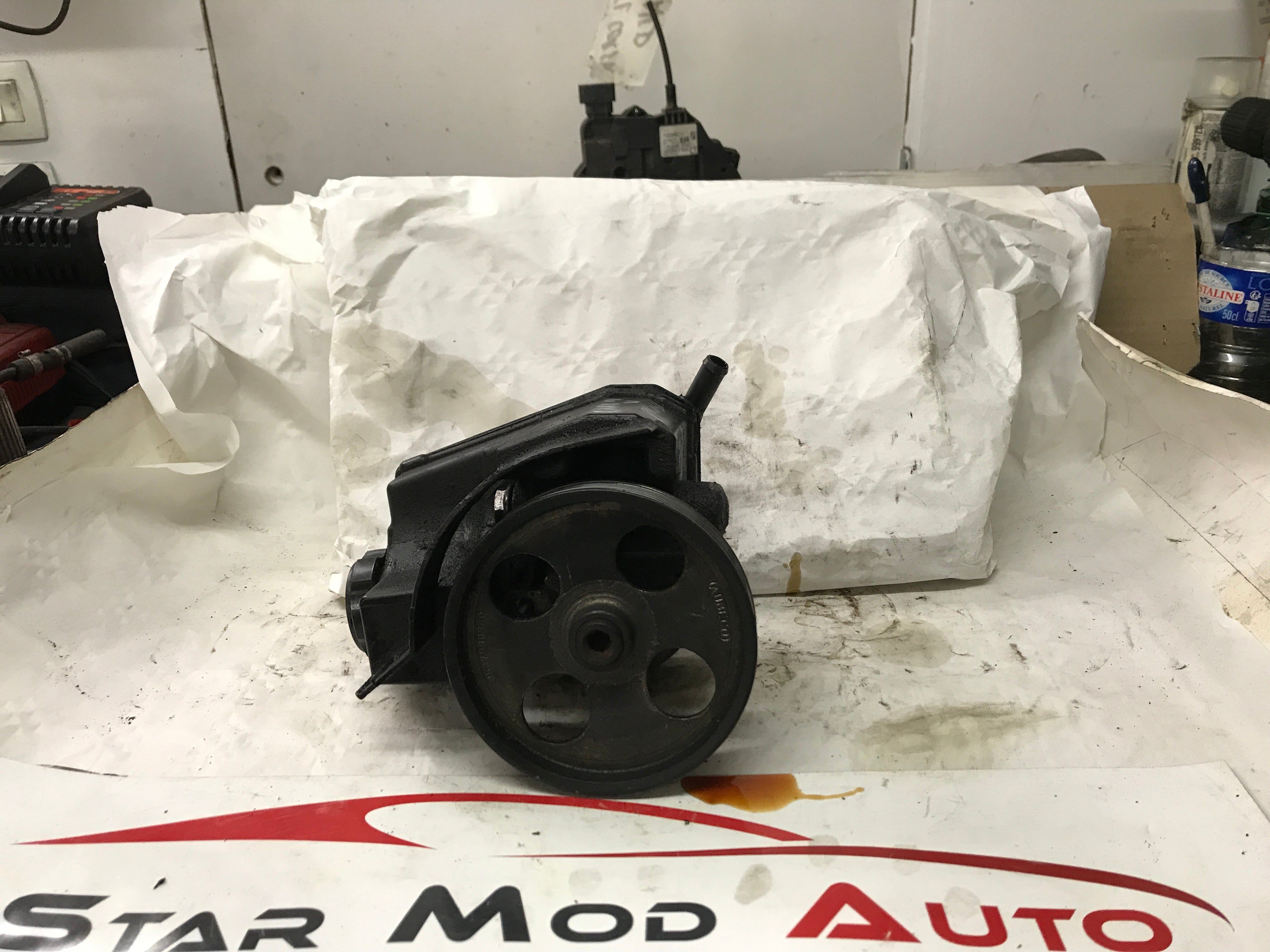 pompe de direction assistée Citroën Xsara Picasso 2.0 hdi 90 cv année 2005