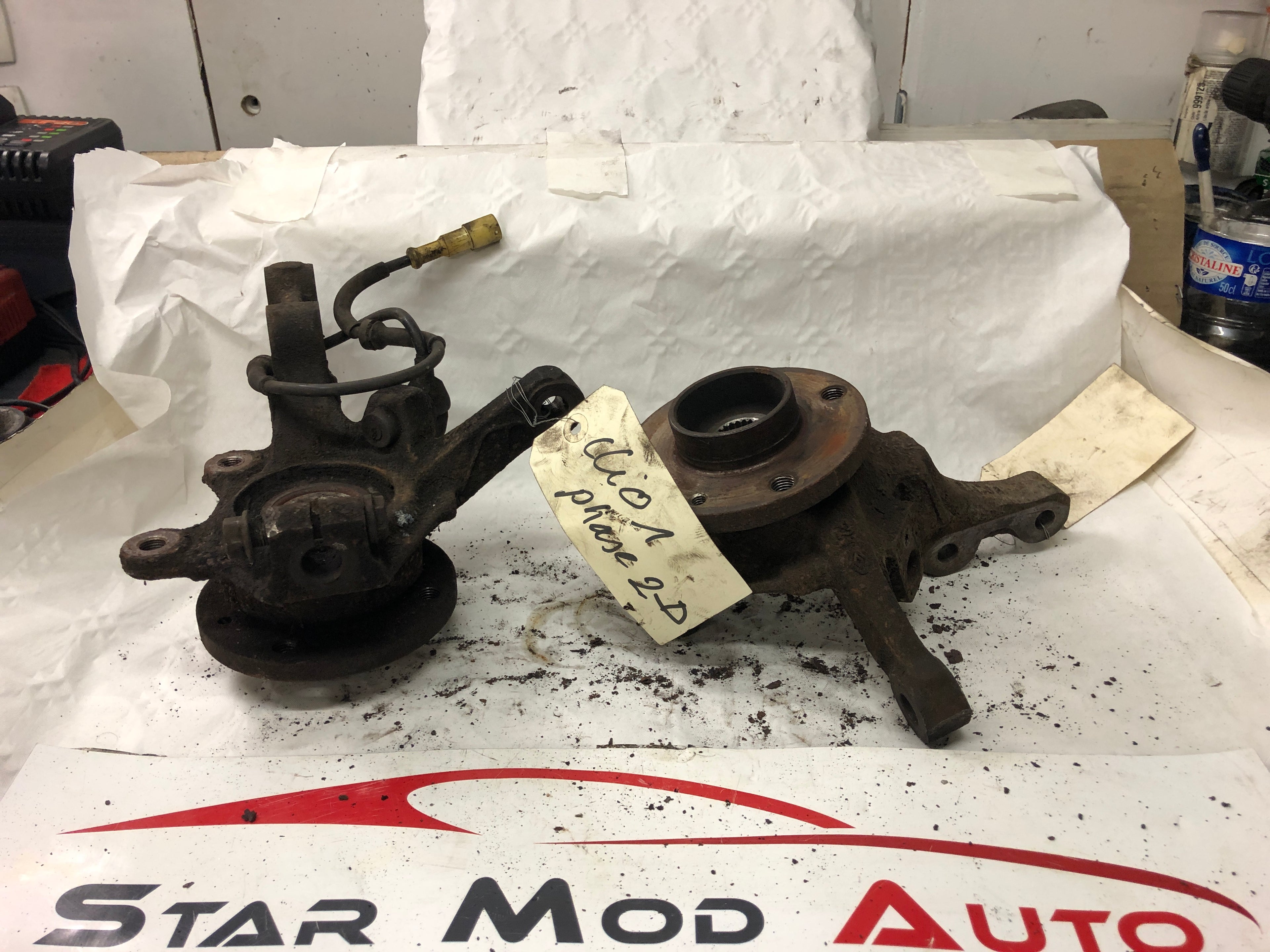 moyeu de roue avant gauche et droit Renault clio 2 phase 1 année 2001