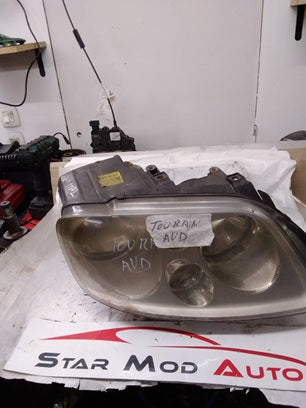 phare avant droit Volkswagen Touran année 2003